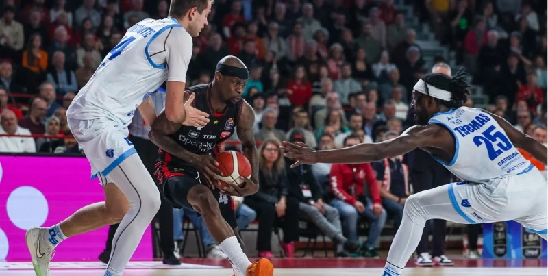 Pallacanestro Cantu - Pallacanestro Varese Pallacanestro Cantu - Pallacanestro Varese