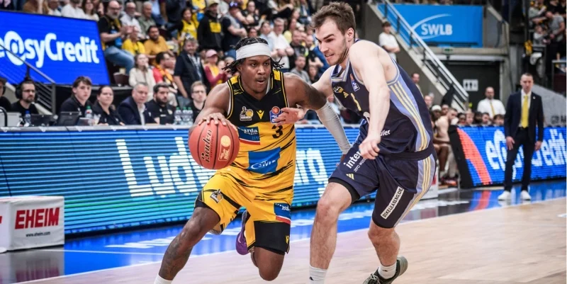 Alba Berlin - Telekom Baskets Bonn Alba Berlin - Telekom Baskets Bonn