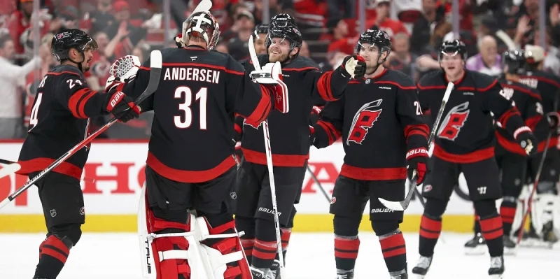 Ottawa Senators - Carolina Hurricanes Ottawa Senators - Carolina Hurricanes