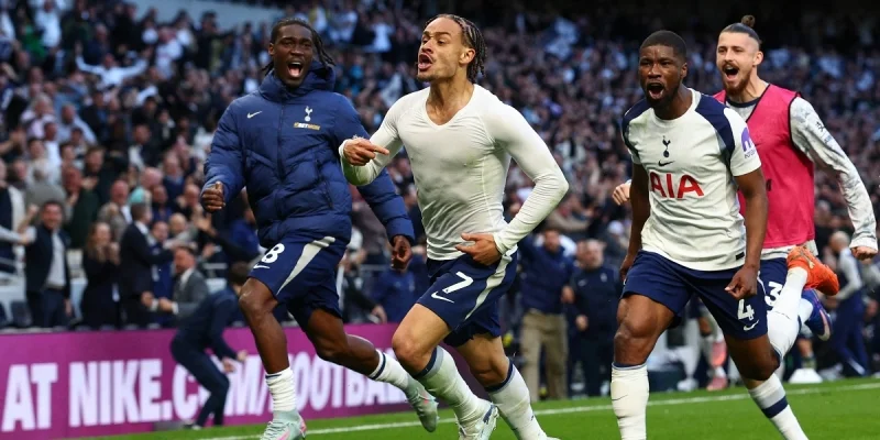 Wolverhampton Wanderers - Tottenham Hotspur Wolverhampton Wanderers - Tottenham Hotspur