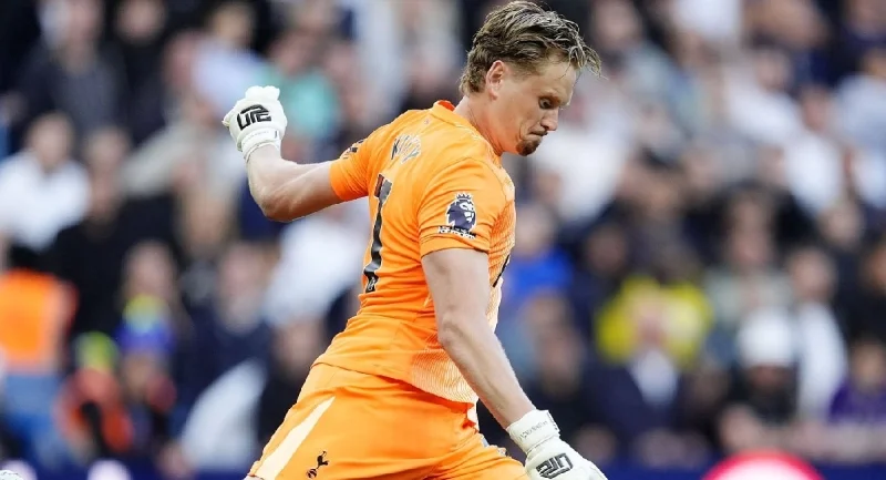 Tottenham Hotspur - Leeds United