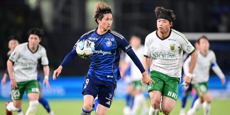 Machida Zelvia - Urawa Red Diamonds