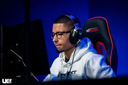 Infinite Gaming - Oxuji Esports