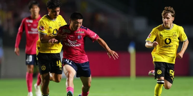 FC Tokyo - Borussia Dortmund