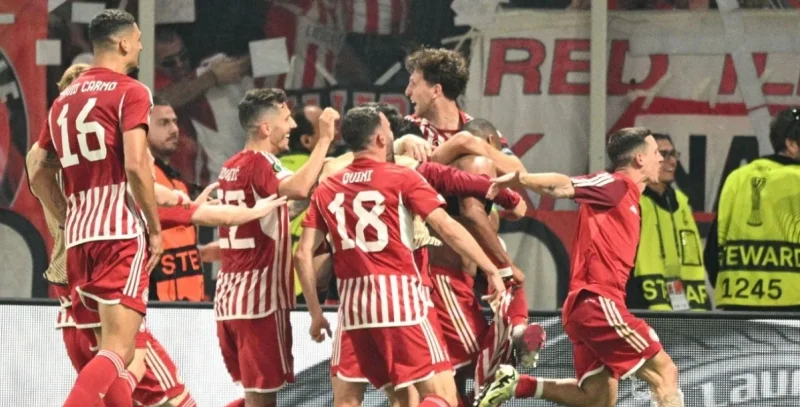 Olympiacos - NEC Nijmegen Olympiacos - NEC Nijmegen