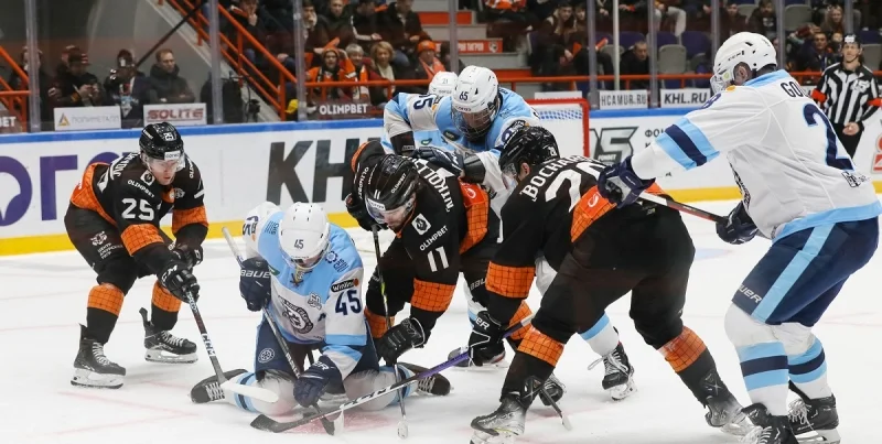 Sibir Novosibirsk - Amur Khabarovsk Sibir Novosibirsk - Amur Khabarovsk