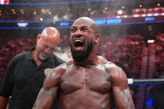 Bobby Green - Esteban Ribovics