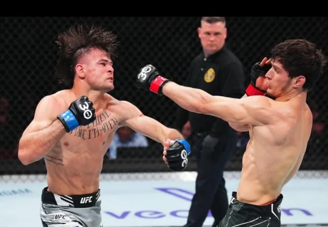 Alex Volkanovski - Movsar Evloev