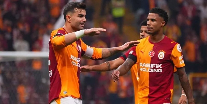 Galatasaray - Fenerbahce Galatasaray - Fenerbahce