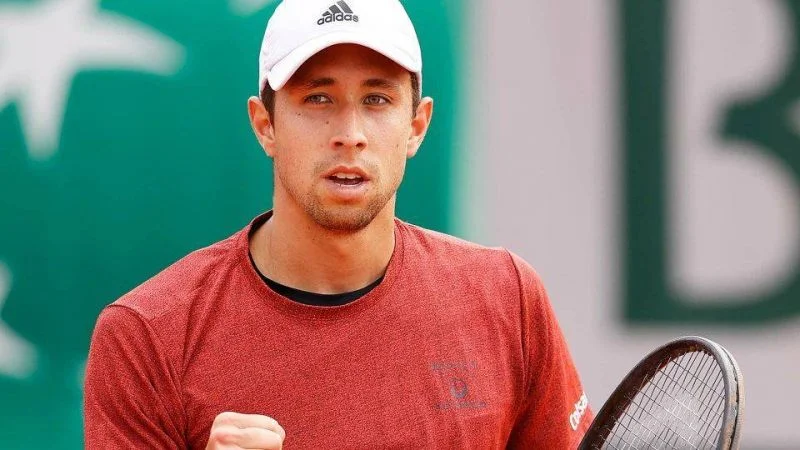 Nikoloz Basilashvili - Daniel Galan Nikoloz Basilashvili - Daniel Galan