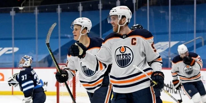 Edmonton Oilers - Calgary Flames Edmonton Oilers - Calgary Flames