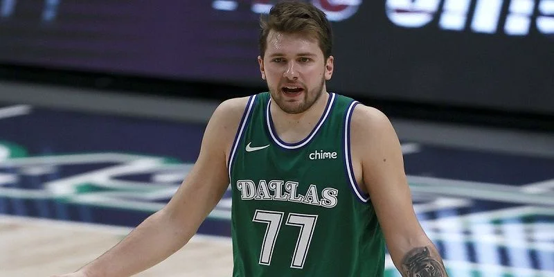 Detroit Pistons - Dallas Mavericks Detroit Pistons - Dallas Mavericks