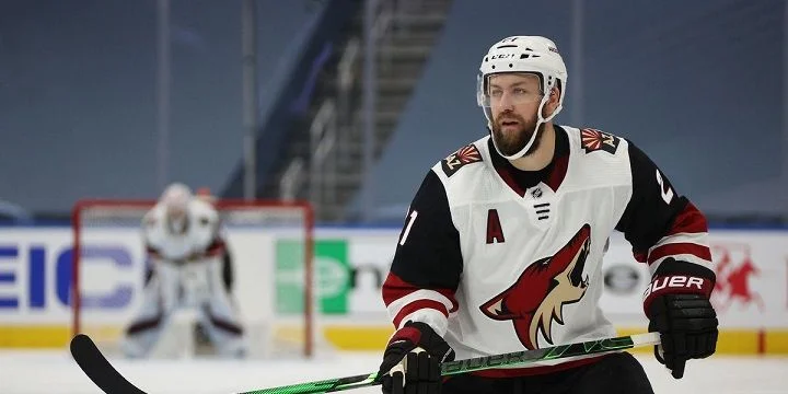 Arizona Coyotes - Vegas Golden Knights