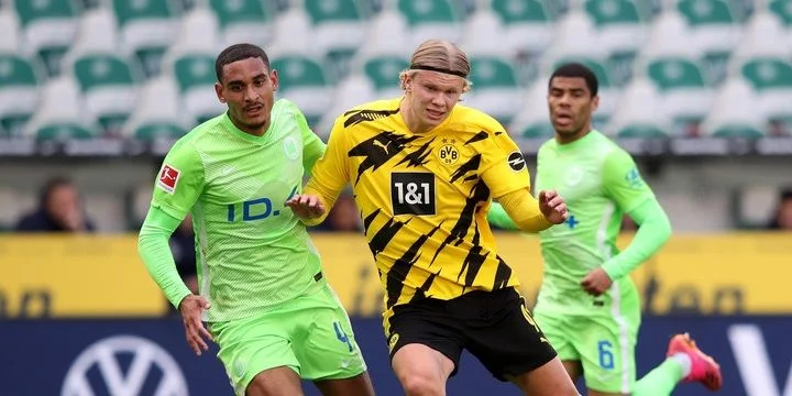 Borussia Dortmund - Holstein Kiel Borussia Dortmund - Holstein Kiel