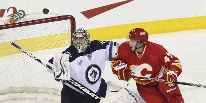 Calgary Flames - Winnipeg Jets Calgary Flames - Winnipeg Jets