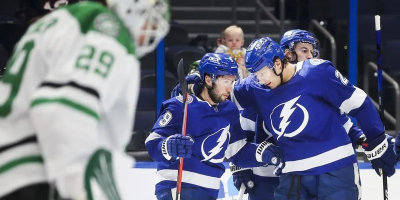 Tampa Bay Lightning - Dallas Stars Tampa Bay Lightning - Dallas Stars
