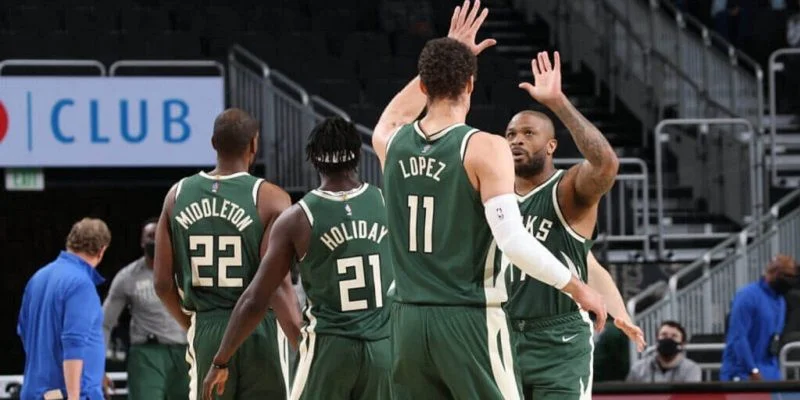 San Antonio Spurs - Milwaukee Bucks