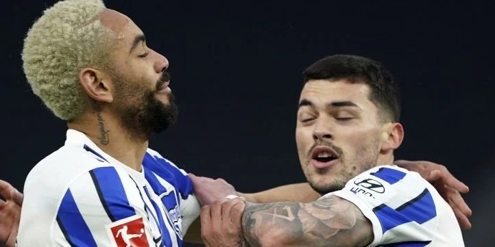 Schalke 04 - Hertha Berlin Schalke 04 - Hertha Berlin