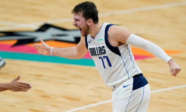 Dallas Mavericks - Toronto Raptors Dallas Mavericks - Toronto Raptors