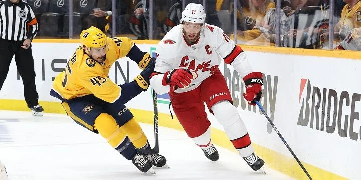 Nashville Predators - Carolina Hurricanes Nashville Predators - Carolina Hurricanes