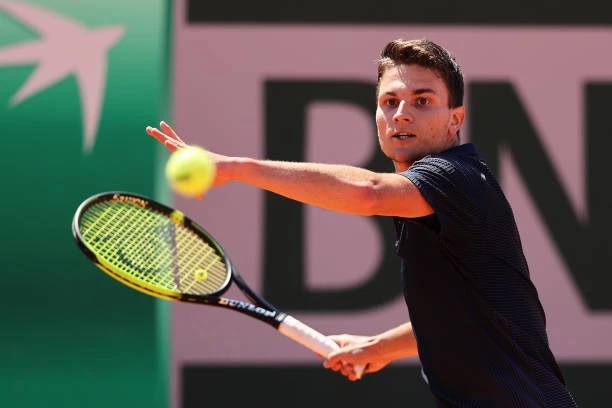Ugo Humbert vs Miomir Kecmanovic Prediction and Betting Tips (22.06.2021) Ugo Humbert vs Miomir Kecmanovic Prediction and Betting Tips (22.06.2021)
