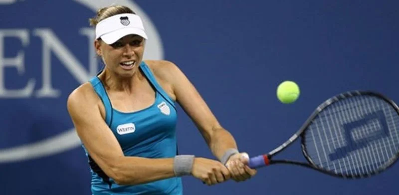 Marie Bouzkova - Vera Zvonareva Marie Bouzkova - Vera Zvonareva